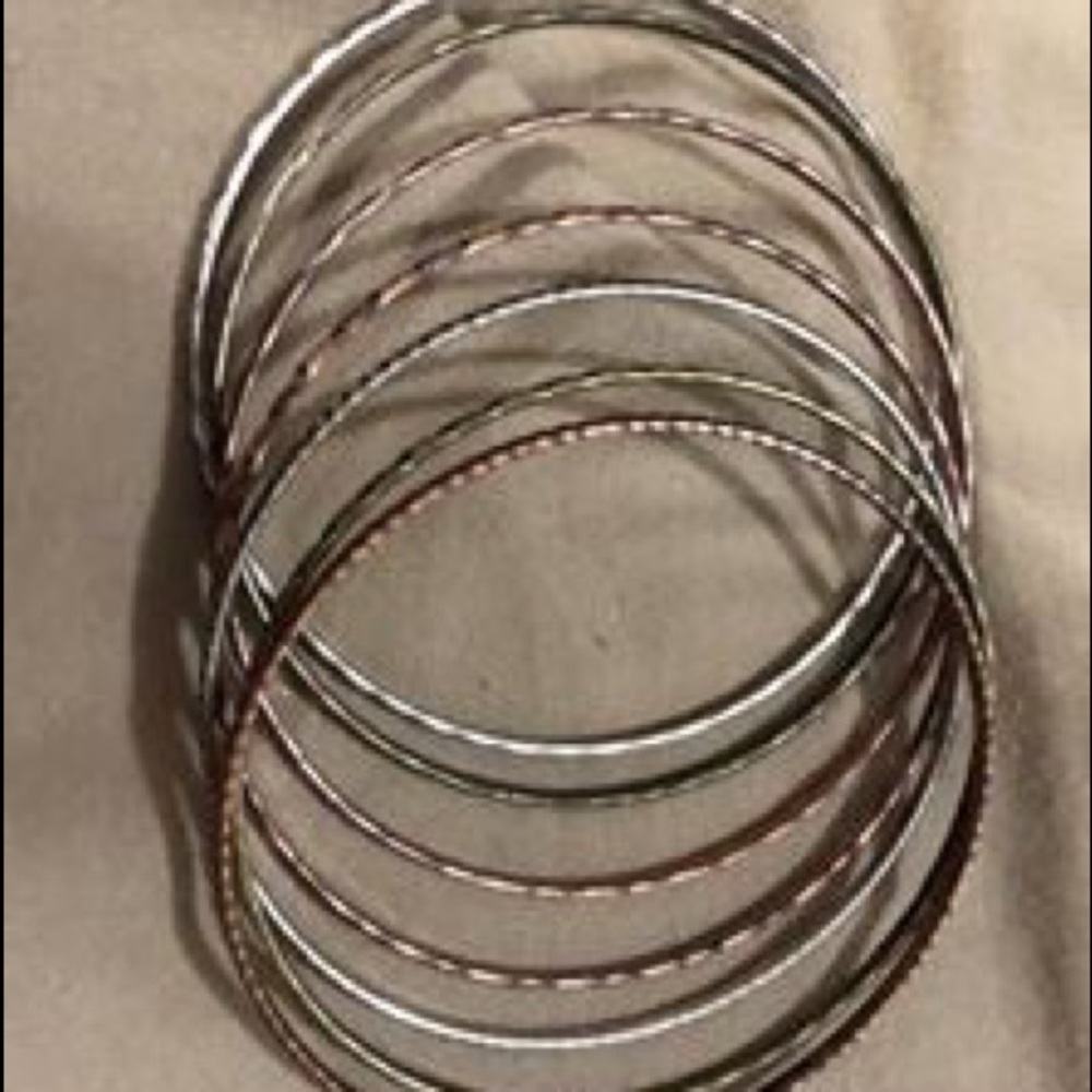 Metal stackable bracelets - Picture 2 of 2